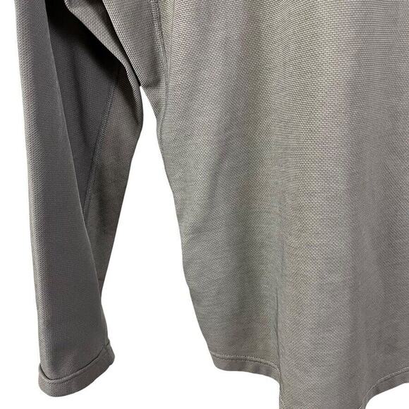 Patagonia Mens Gray 1/4 Zip Pullover Long Sleeve Performance Baselayer Stains M - Picture 10 of 16